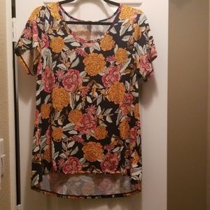 Lularoe Classic Tee